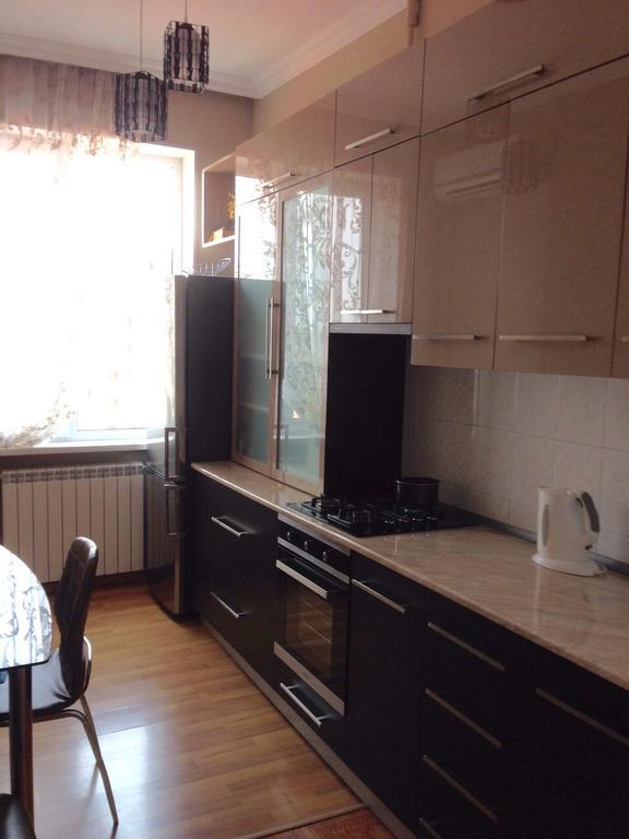 Rustaveli Apartment City Centre Tbilisi Ngoại thất bức ảnh