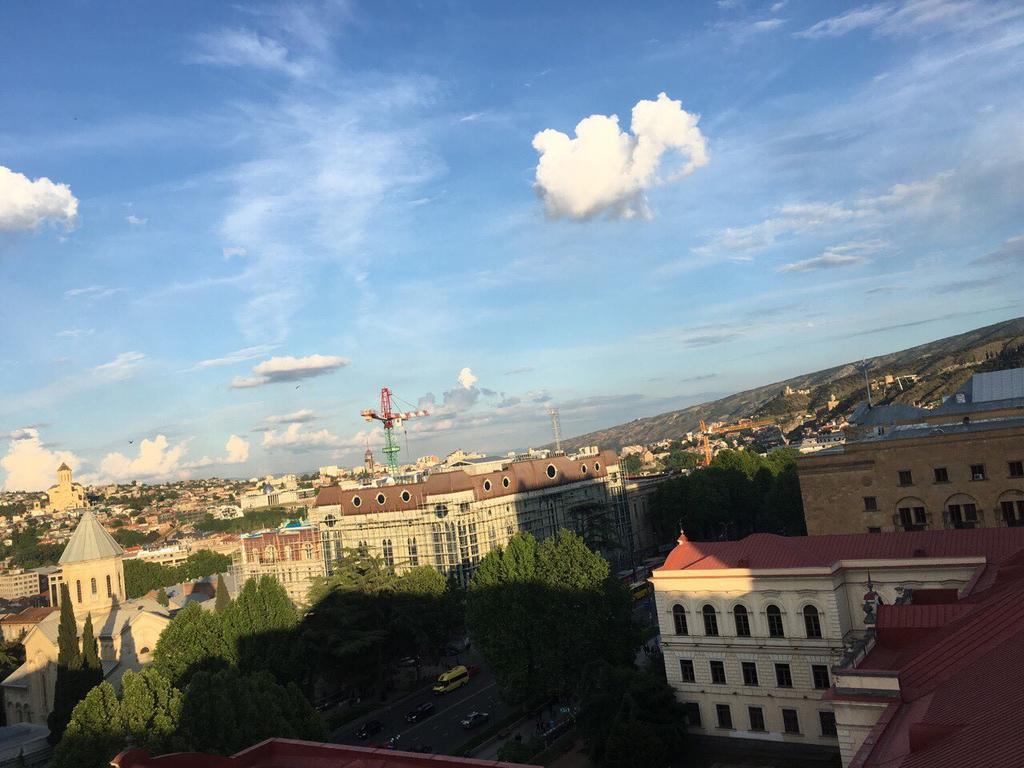Rustaveli Apartment City Centre Tbilisi Ngoại thất bức ảnh