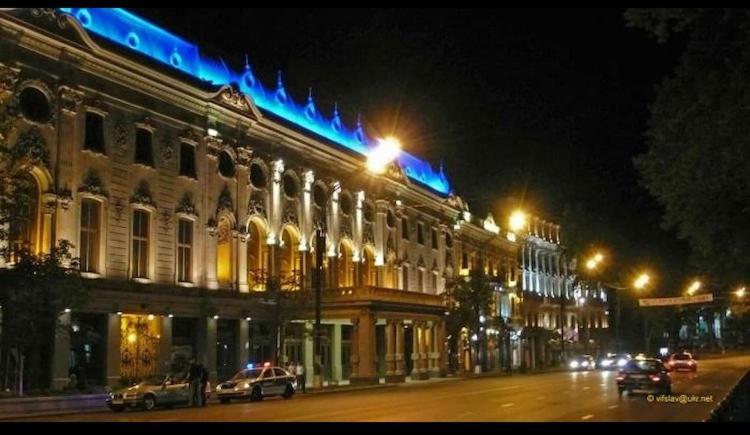Rustaveli Apartment City Centre Tbilisi Ngoại thất bức ảnh