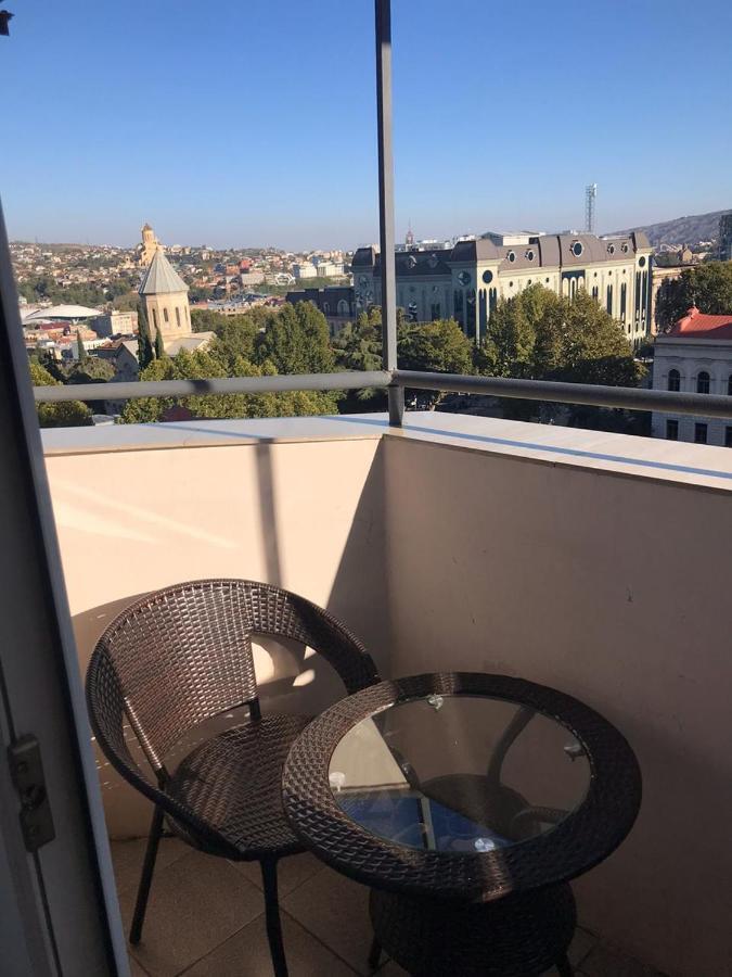 Rustaveli Apartment City Centre Tbilisi Ngoại thất bức ảnh