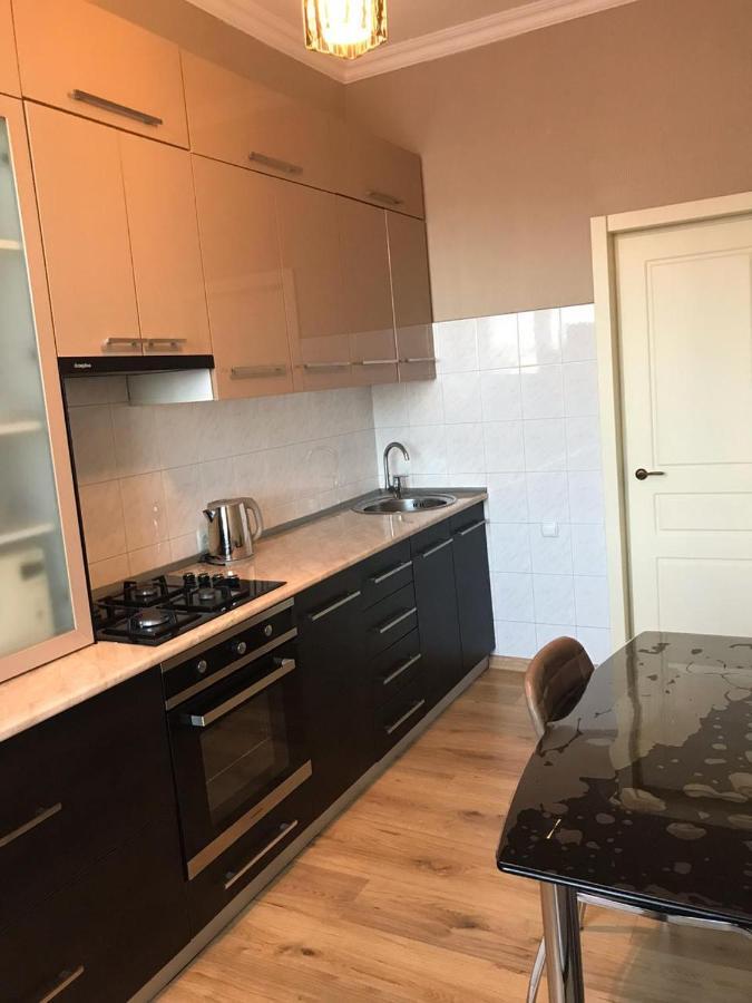 Rustaveli Apartment City Centre Tbilisi Ngoại thất bức ảnh